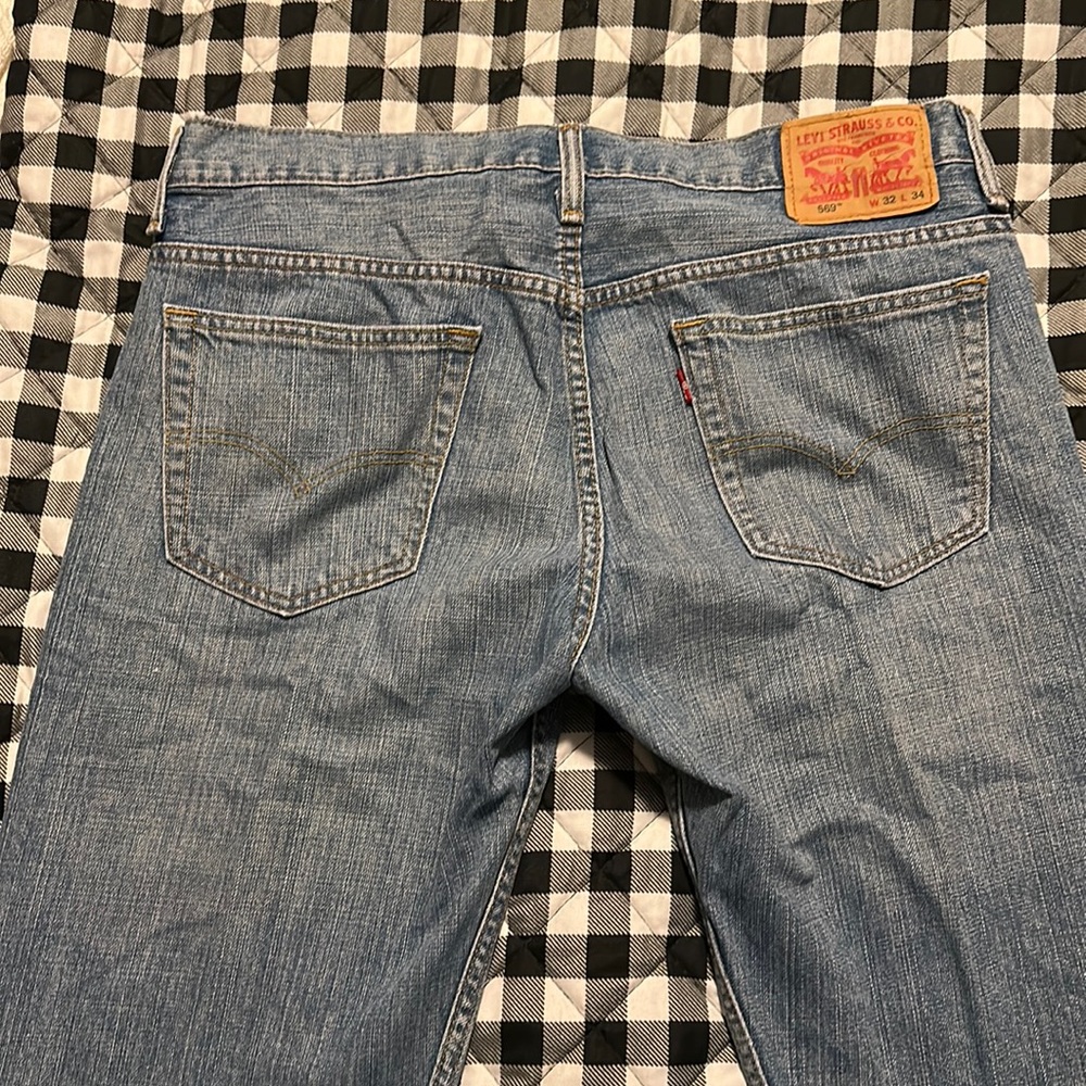 Levi’s 569 blue jeans